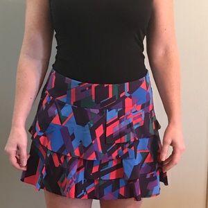 Fun and flirty skirt! Worn twice
